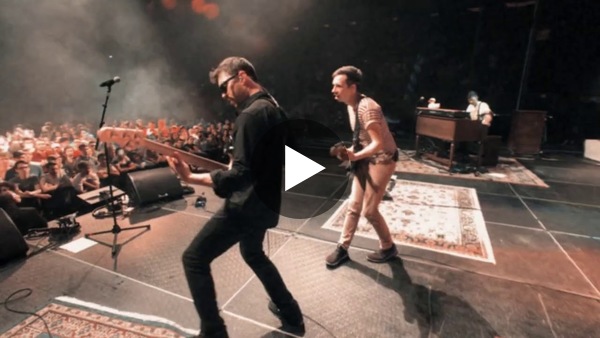 VULFPECK /// Dean Town (Live at Madison Square Garden)