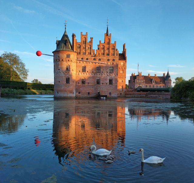 Nyhetsbrevet Hundre prosent. Egeskov Slot. Foto: Thomas J.R. Marthinsen