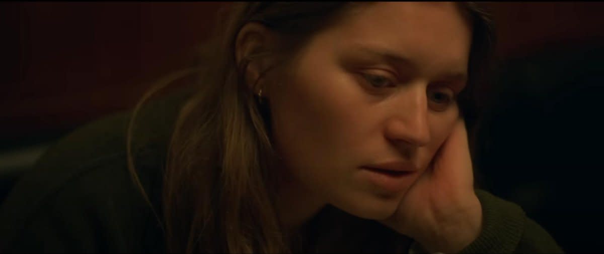 God damn baby you drink like Hemingway - sobering thoughts with Girl in Red 