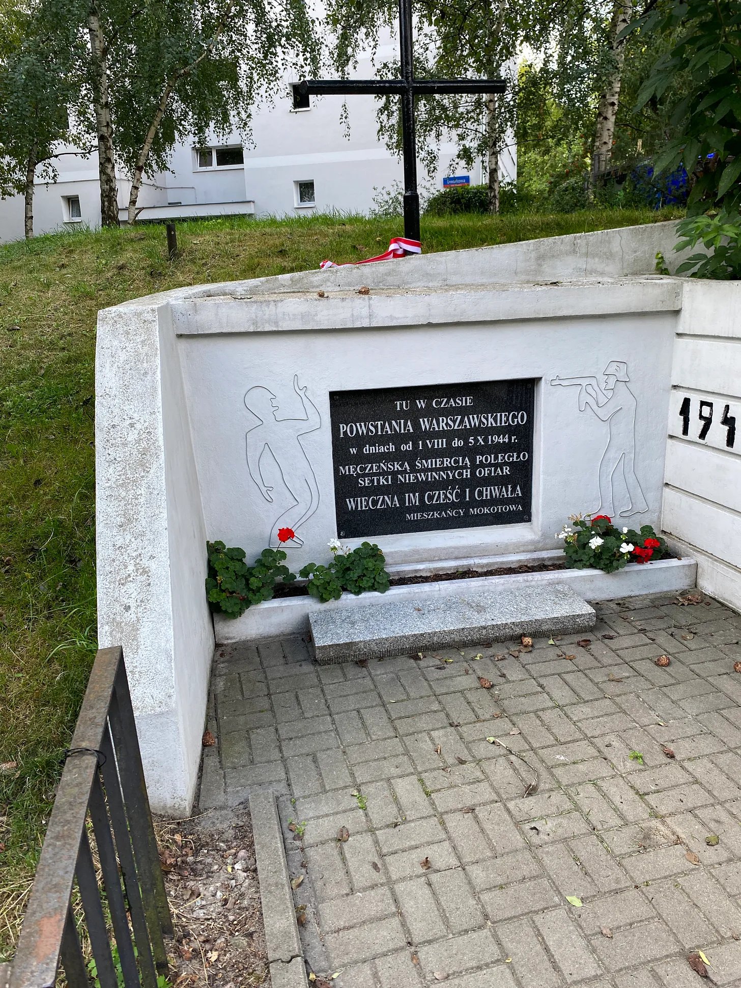 Walking with History 3 - the Warsaw Uprising 1944 on WW2tv