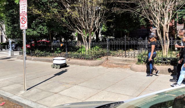 Students testing a cargo bot in DC