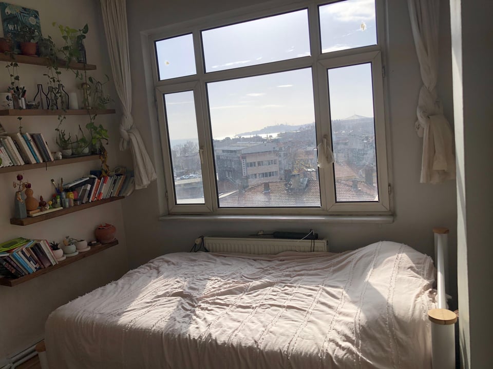 my bedroom in istanbul