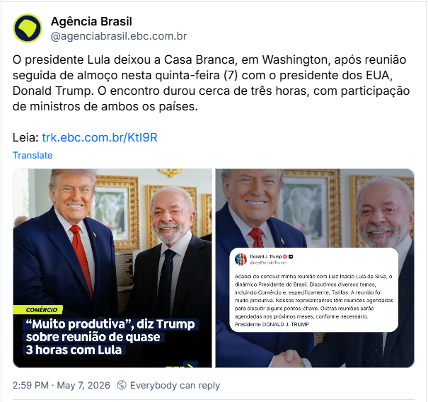 Post de Agência Brasil (@agenciabrasil.ebc.com.br) :
“O presidente Lula deixou a Casa Branca, em Washington, após reunião seguida de almoço nesta quinta-feira (7) com o presidente dos EUA, Donald Trump. O encontro durou cerca de três horas, com participação de ministros de ambos os países.”
Post contem duas imagens:
Na primeira, a foto de Trump (sorrindo, o que é incomum ultimamente) ao lado de Lula também sorrindo está ao fundo, em primeiro plano, o texto: Comércio - “Muito produtiva”, diz Trump sobre reunião de quase 3 horas com Lula.
Na segunda imagem, a mesma foto da primeira imagem é fundo para uma captura de tela de um post de Trump em sua rede social com o texto: Acabei de concluir minha reunião com Luiz Inácio Lula da Silva, o dinâmico Presidente do Brasil. Discutimos diversos temas, incluindo comércio e, especificamente, Tarifas. A reunião foi muito produtiva. Nossos representantes tem reuniões agendadas para discutir alguns pontos-chave. Outras reuniões serão agendadas nos próximos meses, conforme necessário. Presidente DONALD J. TRUMP
