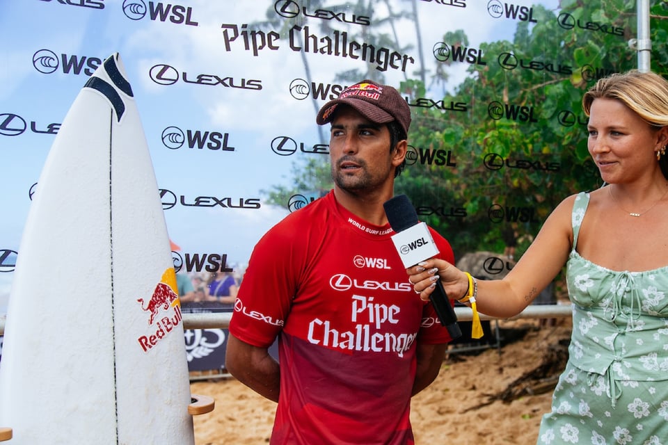 Pipe Challenger jerseys, featuring ʻŌpua Mauka