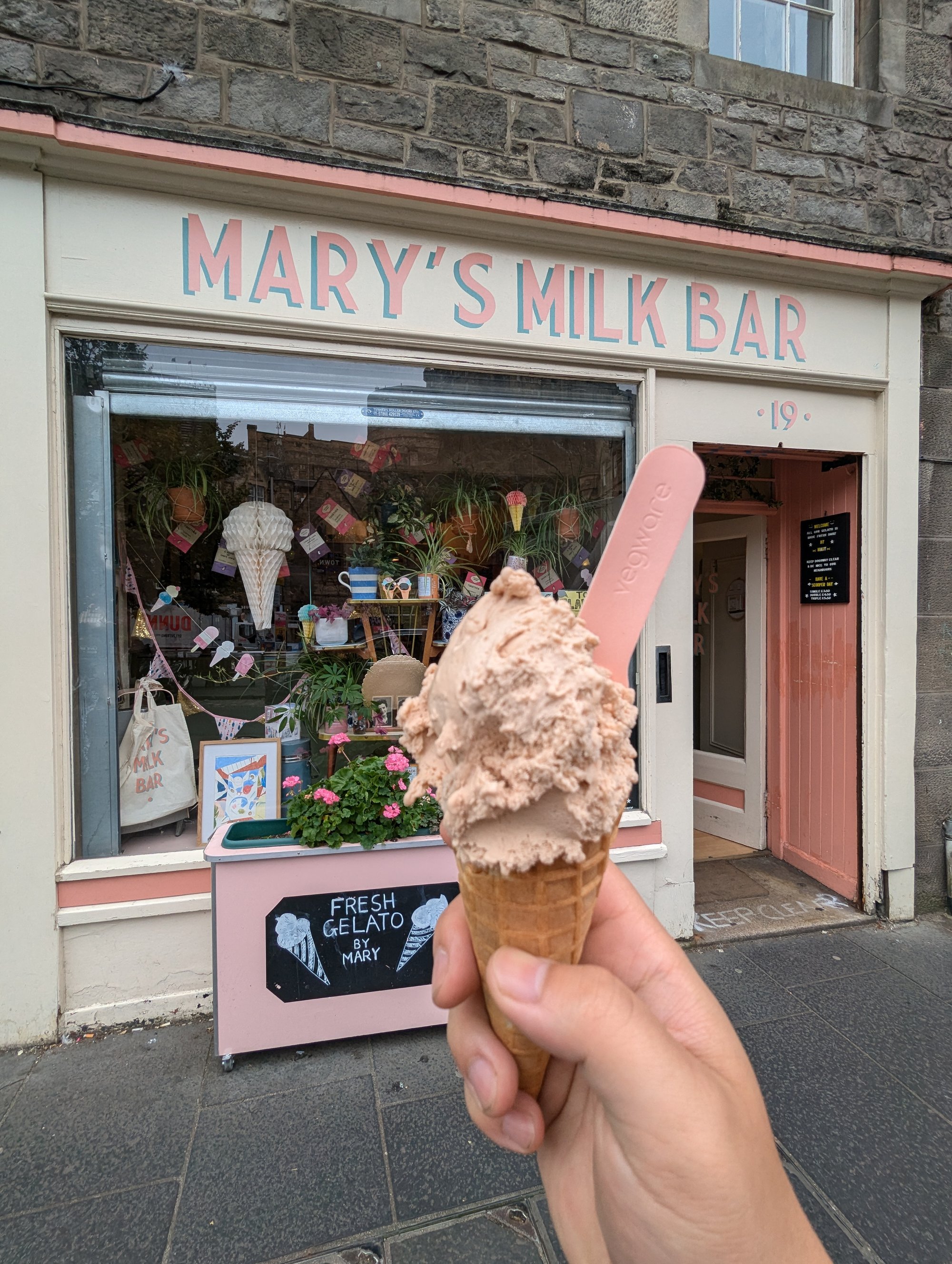 marysmilkbar
