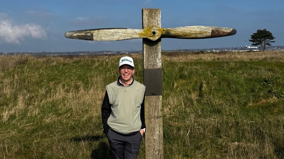 Me stood next to a wooden propeller on the Himalayas at Prince's. "... a replica spitfire propeller has been installed by the third tee, paying tribute to the heroics of fighter pilot, PB ‘Laddie’ Lucas. A previous Walker Cup captain and son of one of the founders of Prince’s, Laddie made a forced landing on the site in July 1943 after his aircraft was badly damaged by enemy fire as he returned to RAF Manston from a mission over northern France."