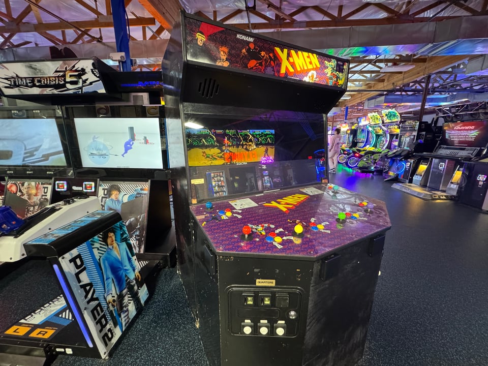 6-player X-Men arcade cabinet