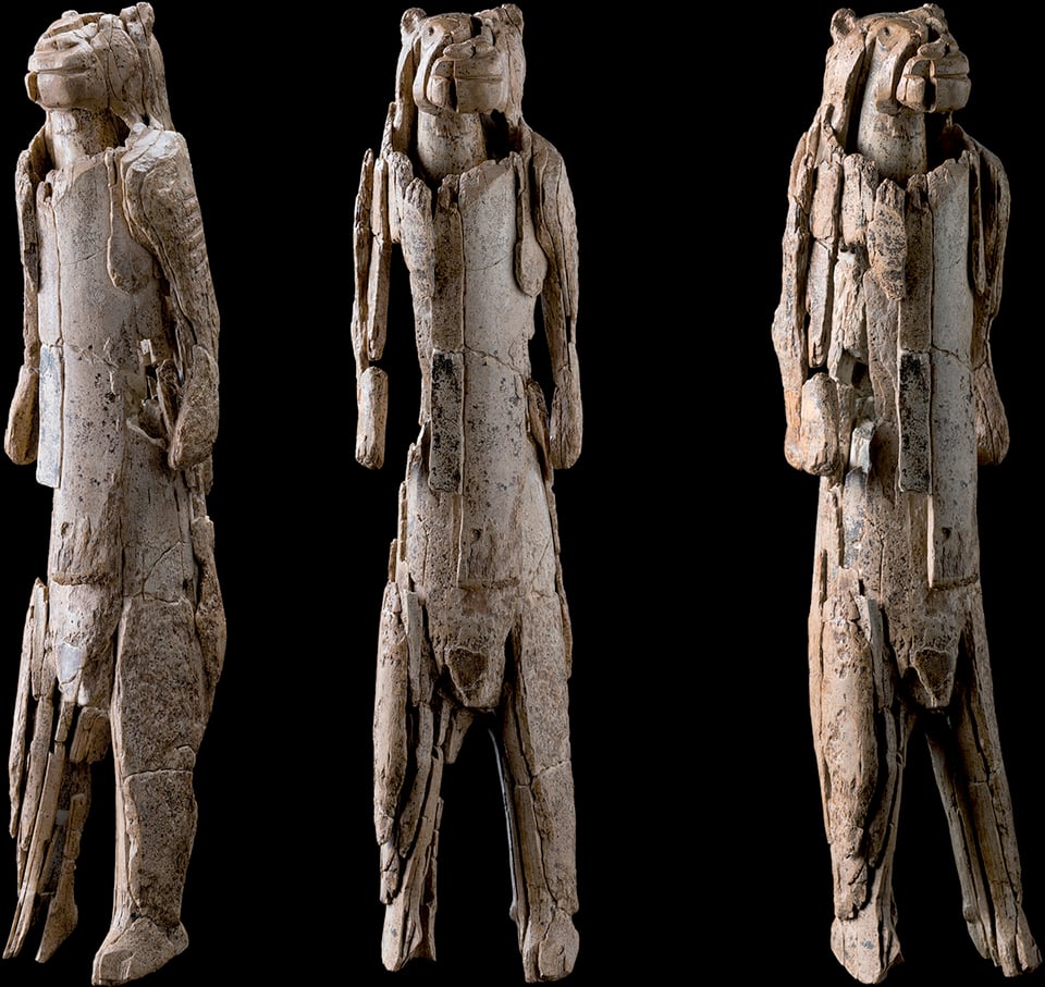 Löwenmensch composite view (right quarter, ventral, left quarter)