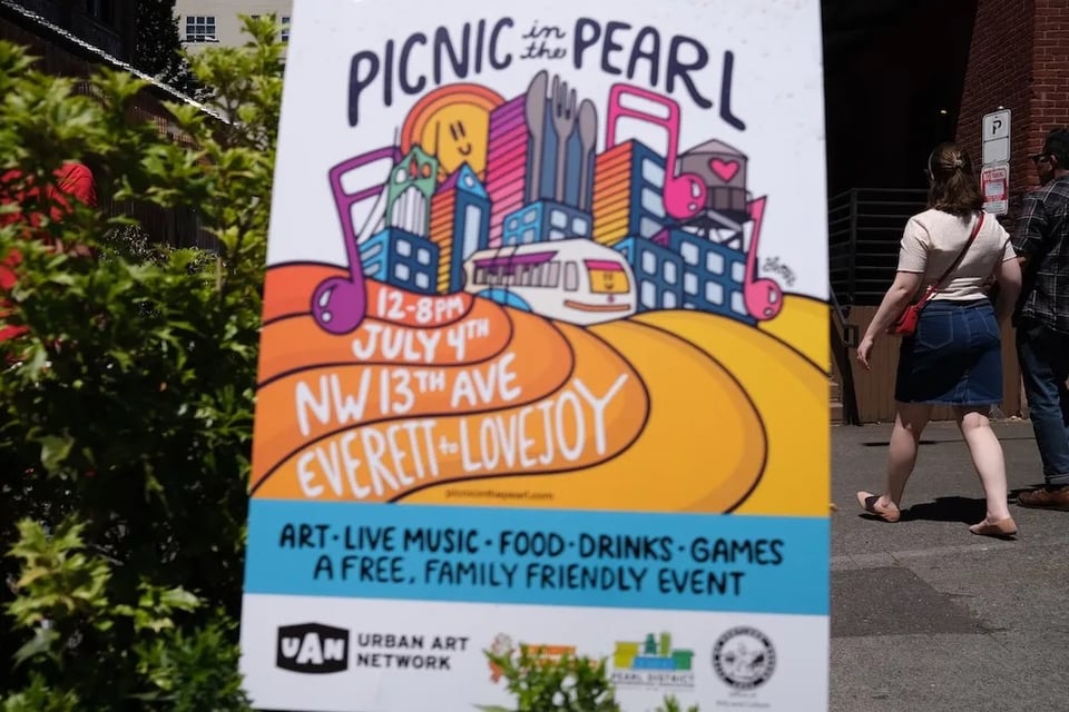 Picnic in the Pearl poster