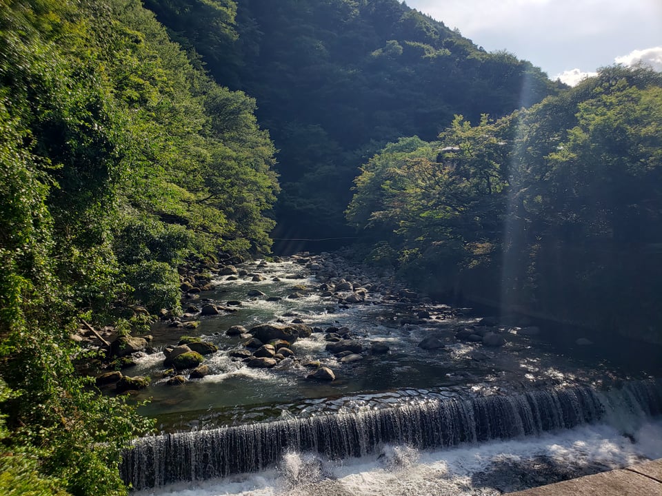 A little waterfall just off the road.
