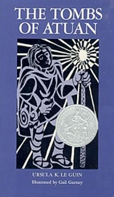 Cover of Le Guin's The Tombs of Atuan, featuring a line drawing by Gail Garraty