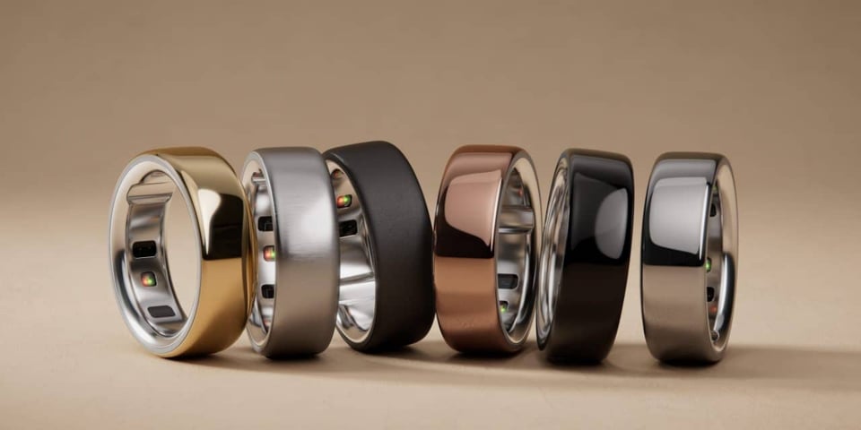 The full range of metal finishes on the Oura ring.