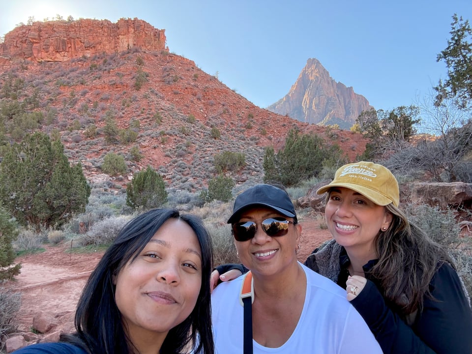 Photo of Tyler and her mom at Zion National Park
