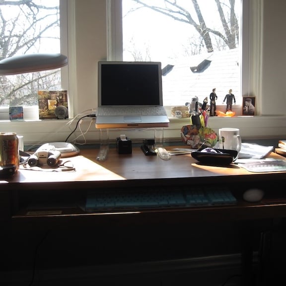 writer's messy desk