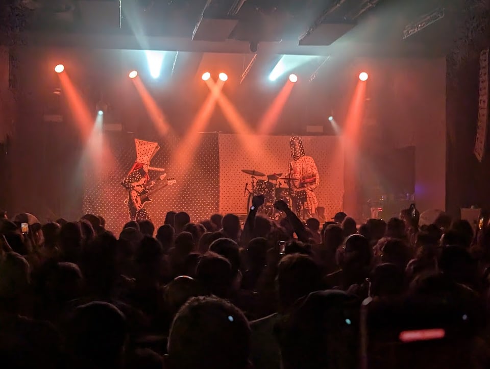 angine de poitrine live @ the mod club