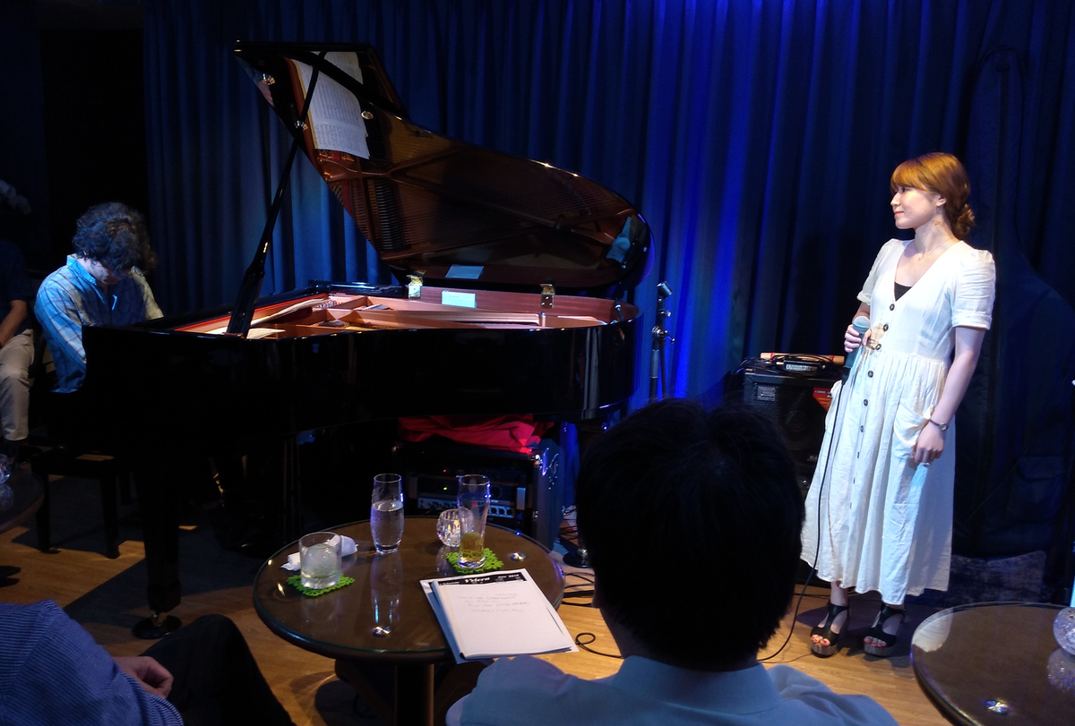 Akiko Suda (vocals) and Yuichi Narita (piano) as “Botan” at Velera (June 2019)