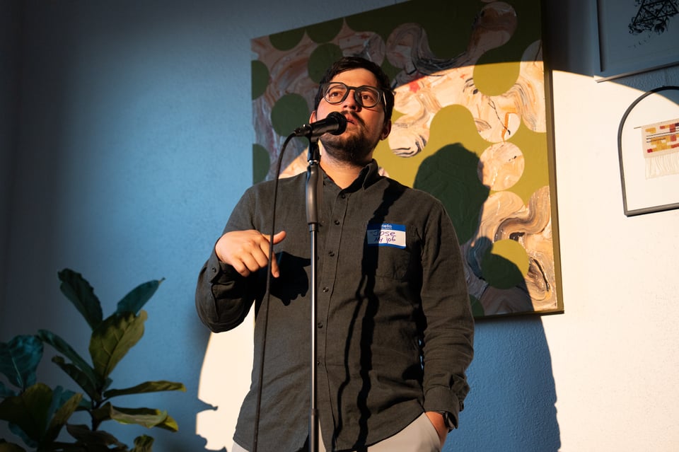 José telling a story.