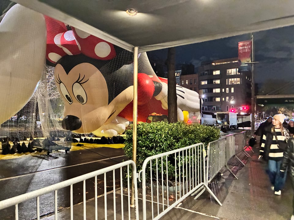 Minnie Mouse awaiting her entrance, Macy’s Day Parade, 2025.