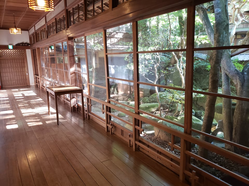 The ryokan courtyard from one angle.
