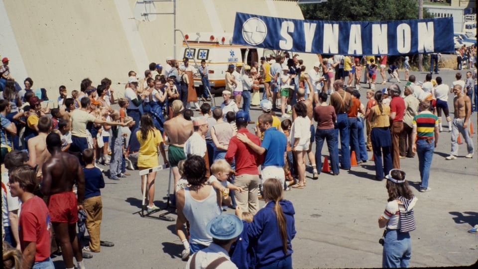 Members of the synanon cult