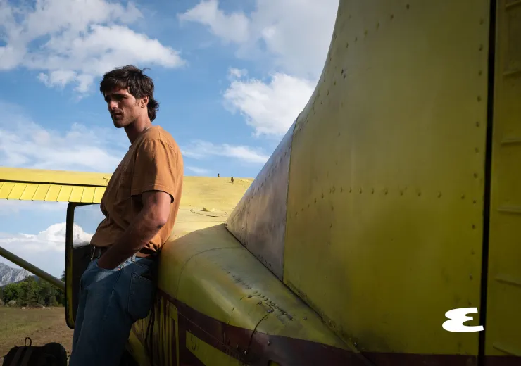 Jacob Elordi plays Hig, a carpenter and pilot in a post apocalyptic world