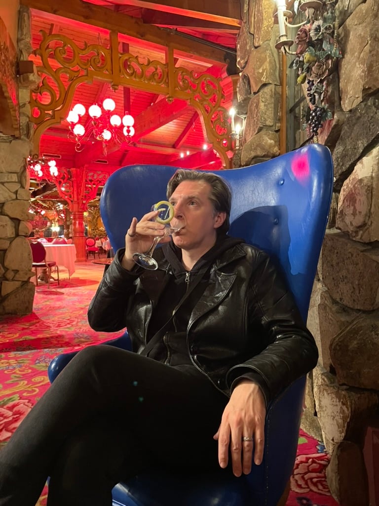 A CHAIR FOR THE NEW YEAR