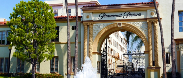 An ornate gate that says Paramount Pictures, and a fountain in front