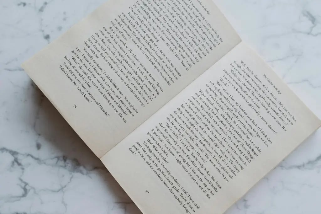 📓 Dear Friend, A Direct Line to Your Head 📚