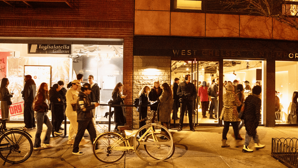 Line forms outside the gallery