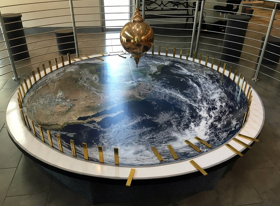 Foucault pendulum at Elliott Museum
