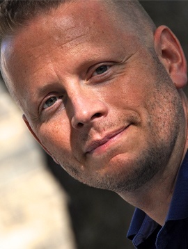 profile picture of author Patrick Ness