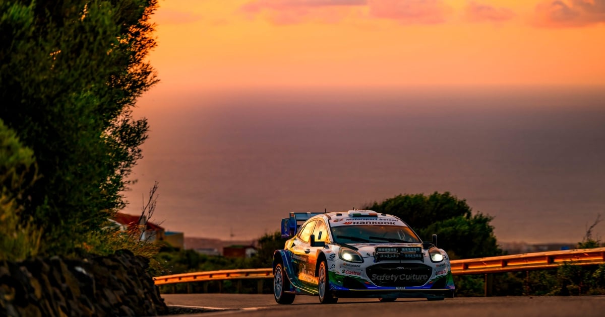 Armstrong completes testing Canary Islands Rally