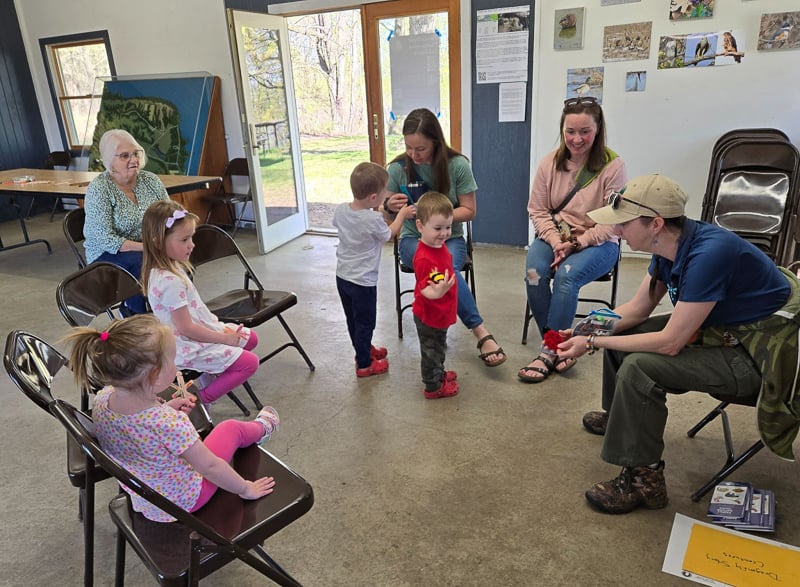 Interpretive naturalist Sara Holger charmed preschoolers (and their moms!) with tales of dragonflies at May’s Nature Explorers event. FSPA member Linda Esterhold-Karli, who coordinates volunteer helpers for the event, looked on. Other FSPA volunteers at these programs have included Janet Malotky, Nathan Oppedahl, Susan Wandmacher and Ethel Zimmerman. (For information about June and July’s classes, see calendar above.) / Photo by Pamela Miller