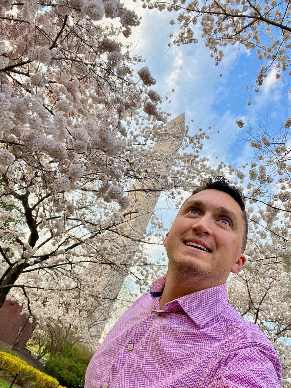 The author taking a selfie in front of the Washington Monument