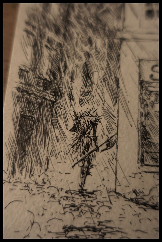 zdjęcie z prac tuszem - idąca postać