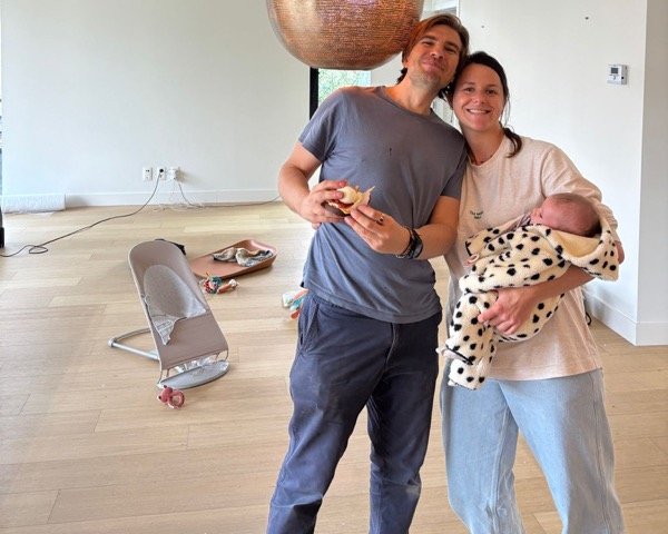 Charlie, Bene and Coco packing up