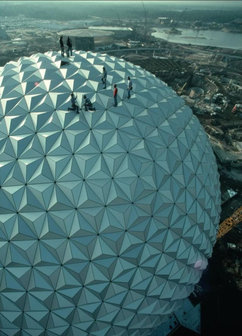 epcot's spaceship earth