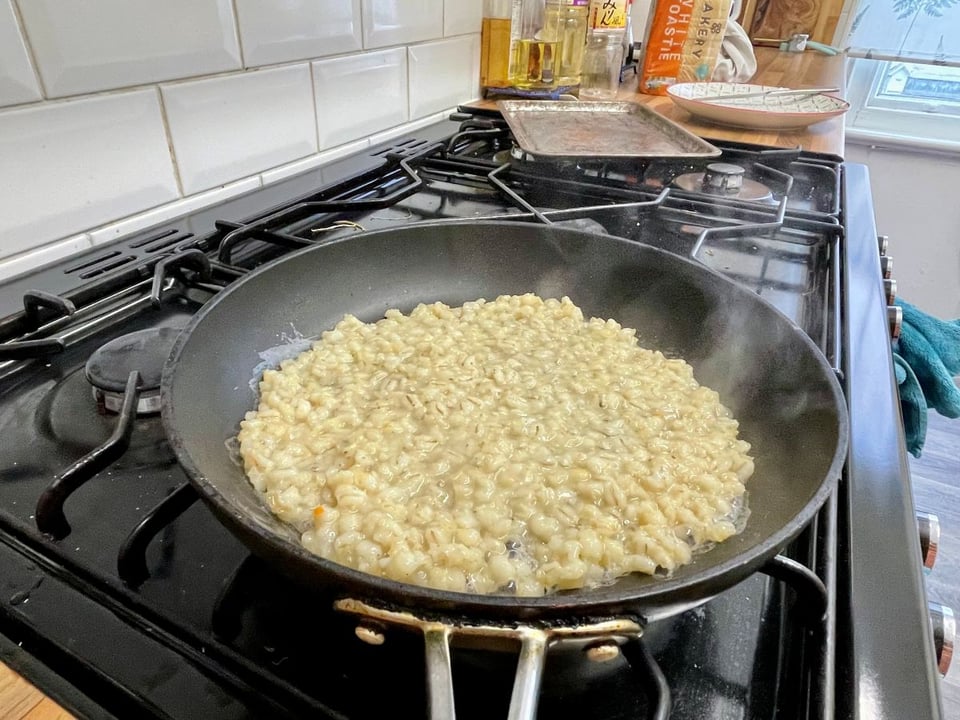 Pearl barley in a non-stick pan