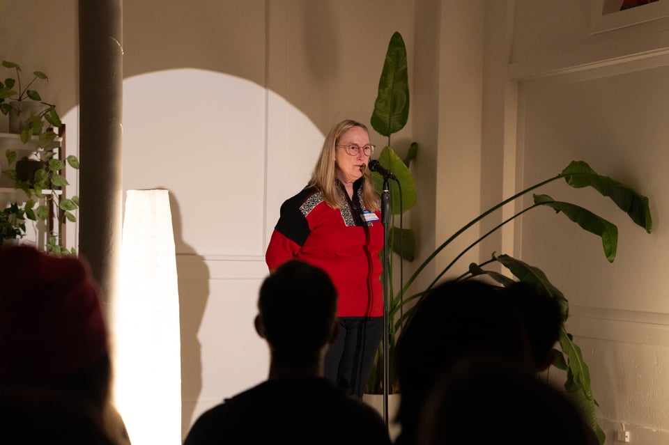 Mary Ann Tate telling a story.