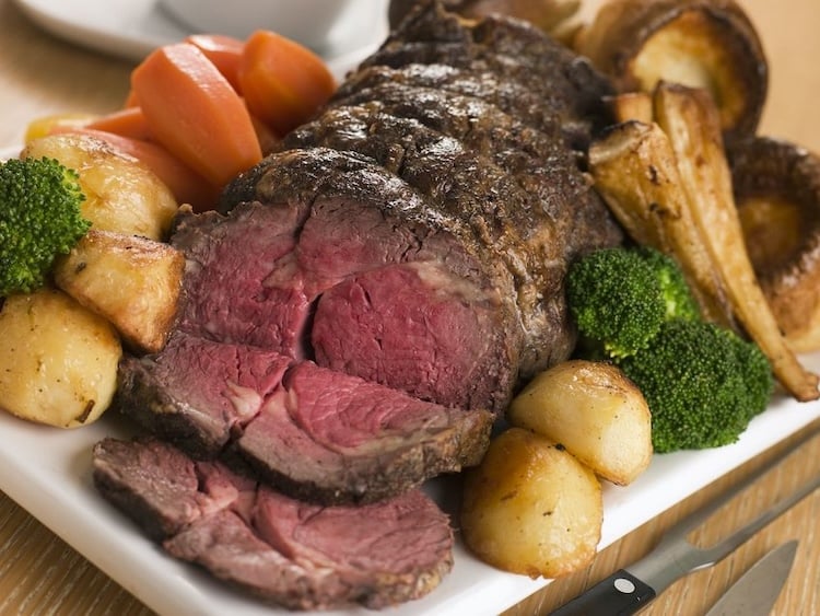 Delicious roast beef with vegetables