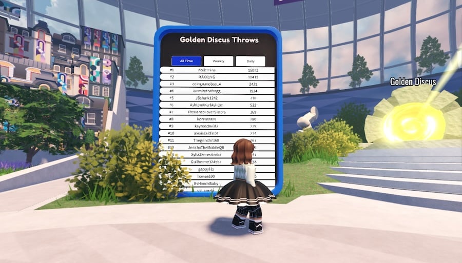 Roblox screenshot showing a leaderboard reading "Golden Discus Throws" with the top scorer over 16000 throws.
