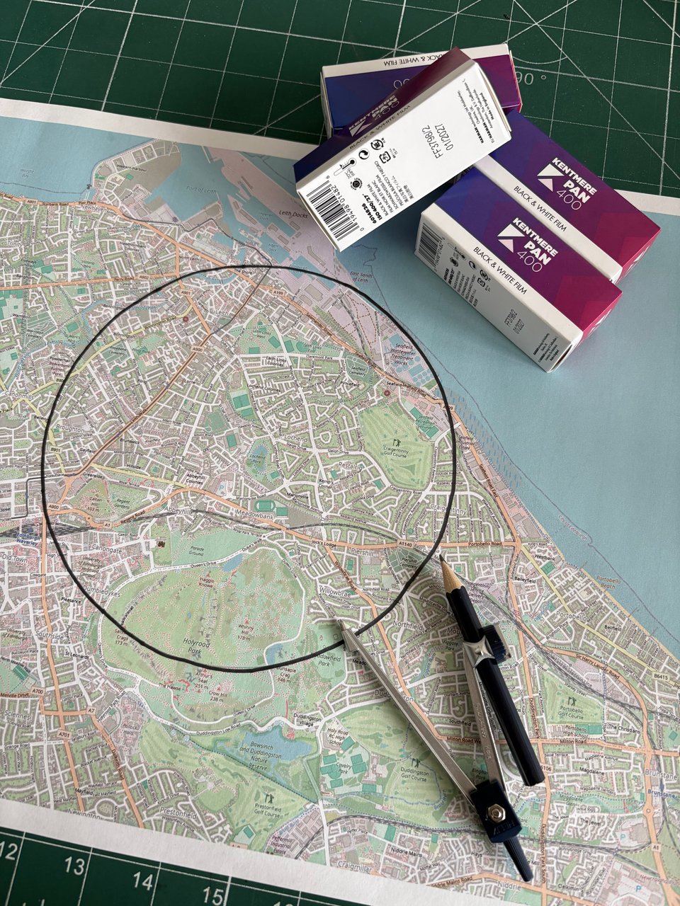 A map with a circle around Leith and Lochend, areas of Edinburgh