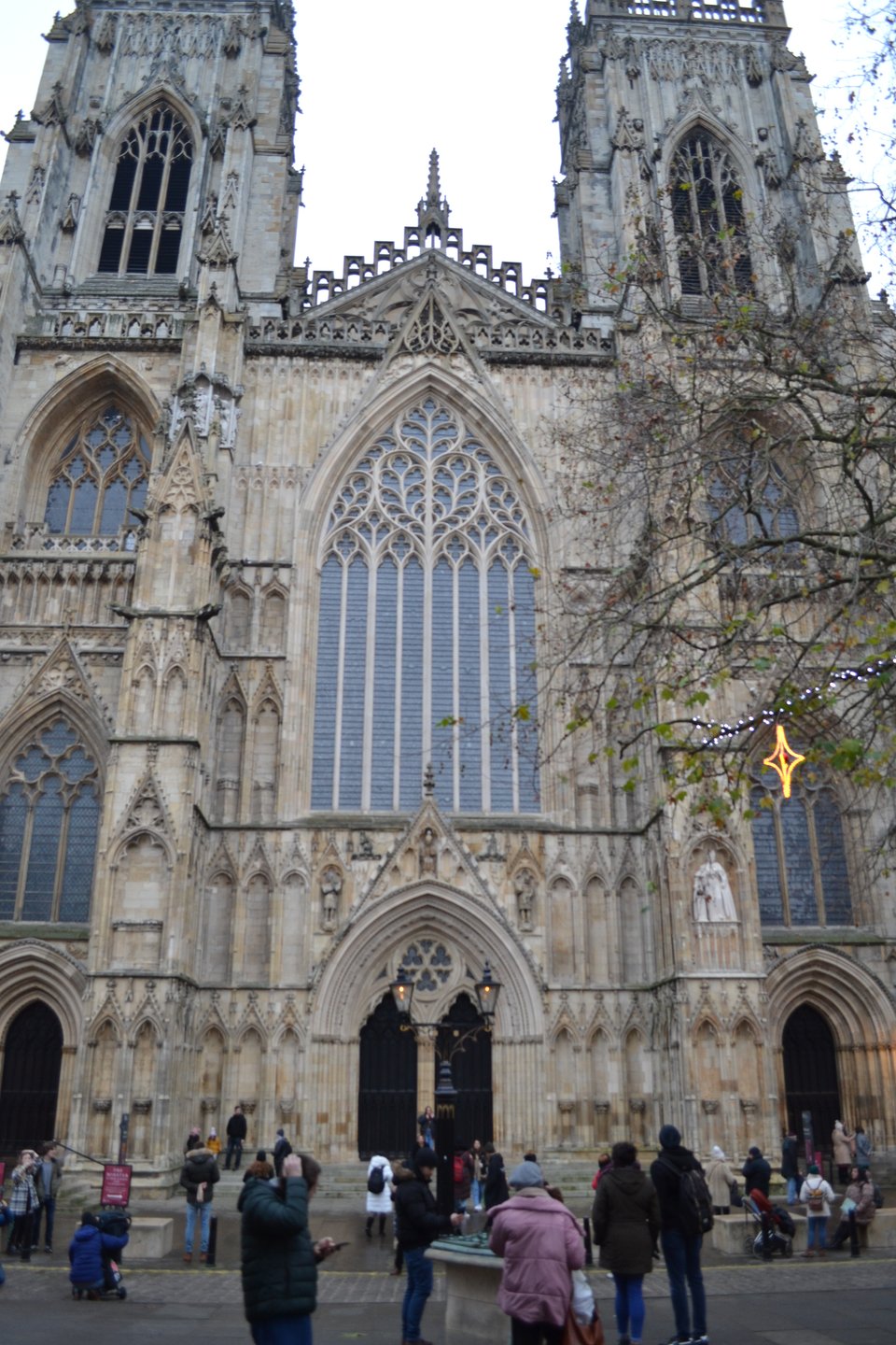 Modern or Roman – The Fall and Rise of Glass