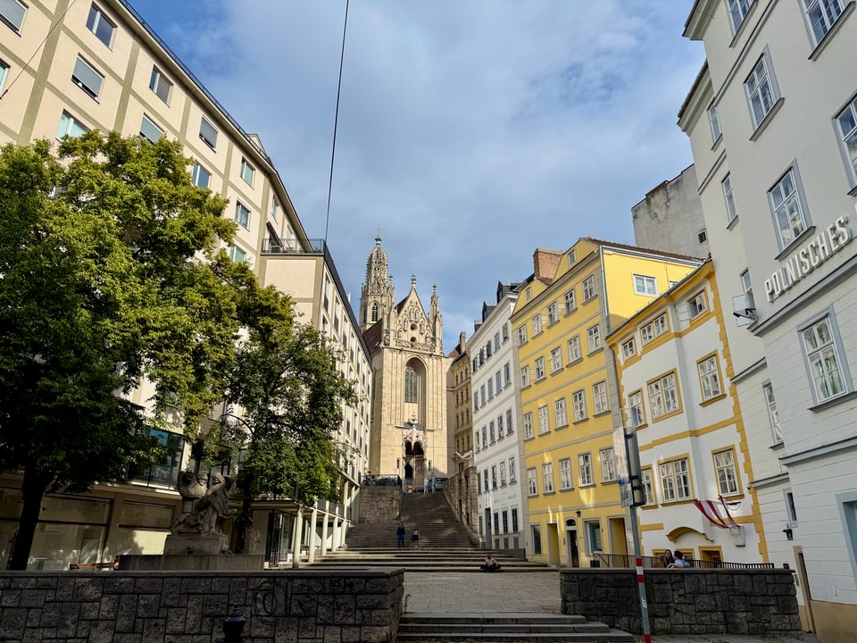 ⚘ how to build a city of care and beauty (Vienna, for example)