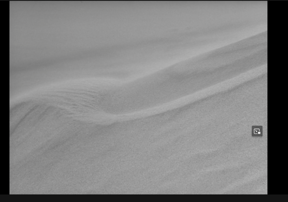 Still from Woman in the Dunes (1964). Imagine this moving like a silk snake. The minimize icon is a modern addition I made.