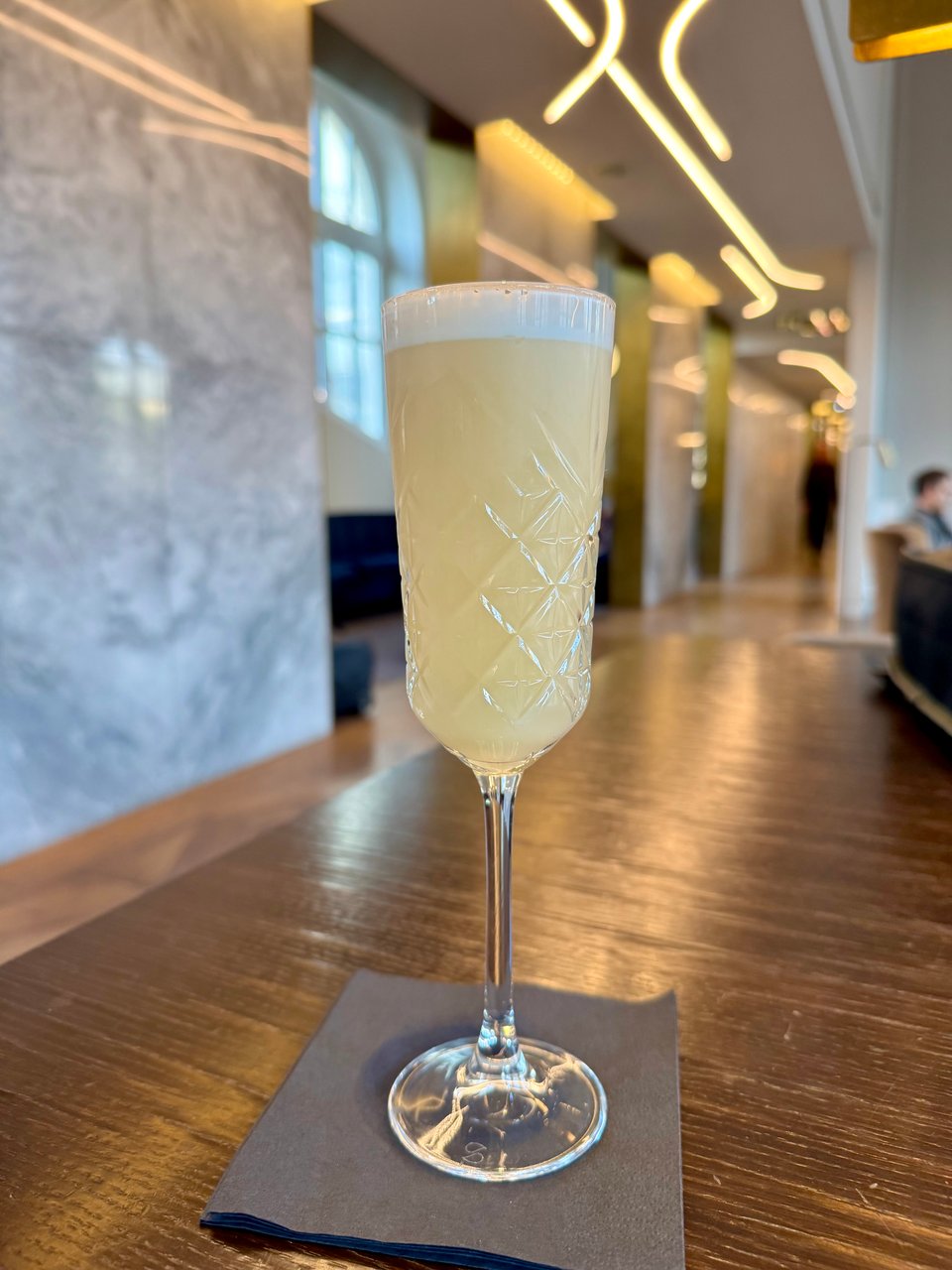 'Almond strudel' cocktail in Gare du Nord’s Eurostar lounge