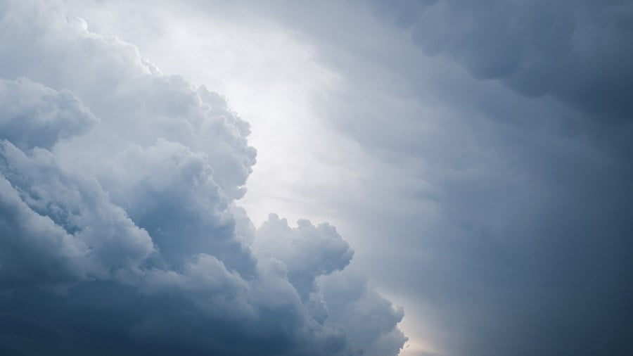 01 - Daytime storm clouds forming