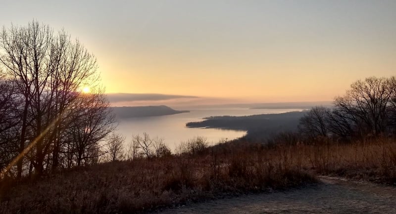 Frontenac State Park’s signature overlook is eerily beautiful in November, especially at sunrise. We never step into the same river vista twice, yes? Each time, it’s a revelation. / Photo by Jake Gaster