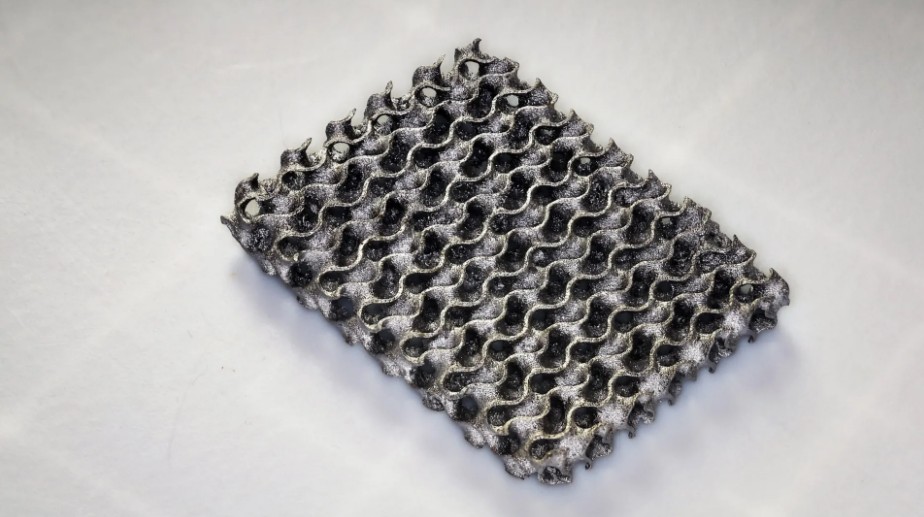 Illustration of a large iron gyroid