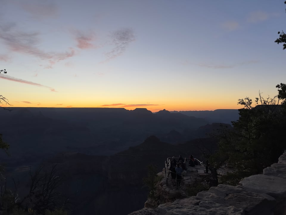 Sunrise over the south rim of the Grand Canyon